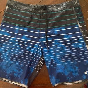 Oakley mens swim shorts. Size 38. Great condition